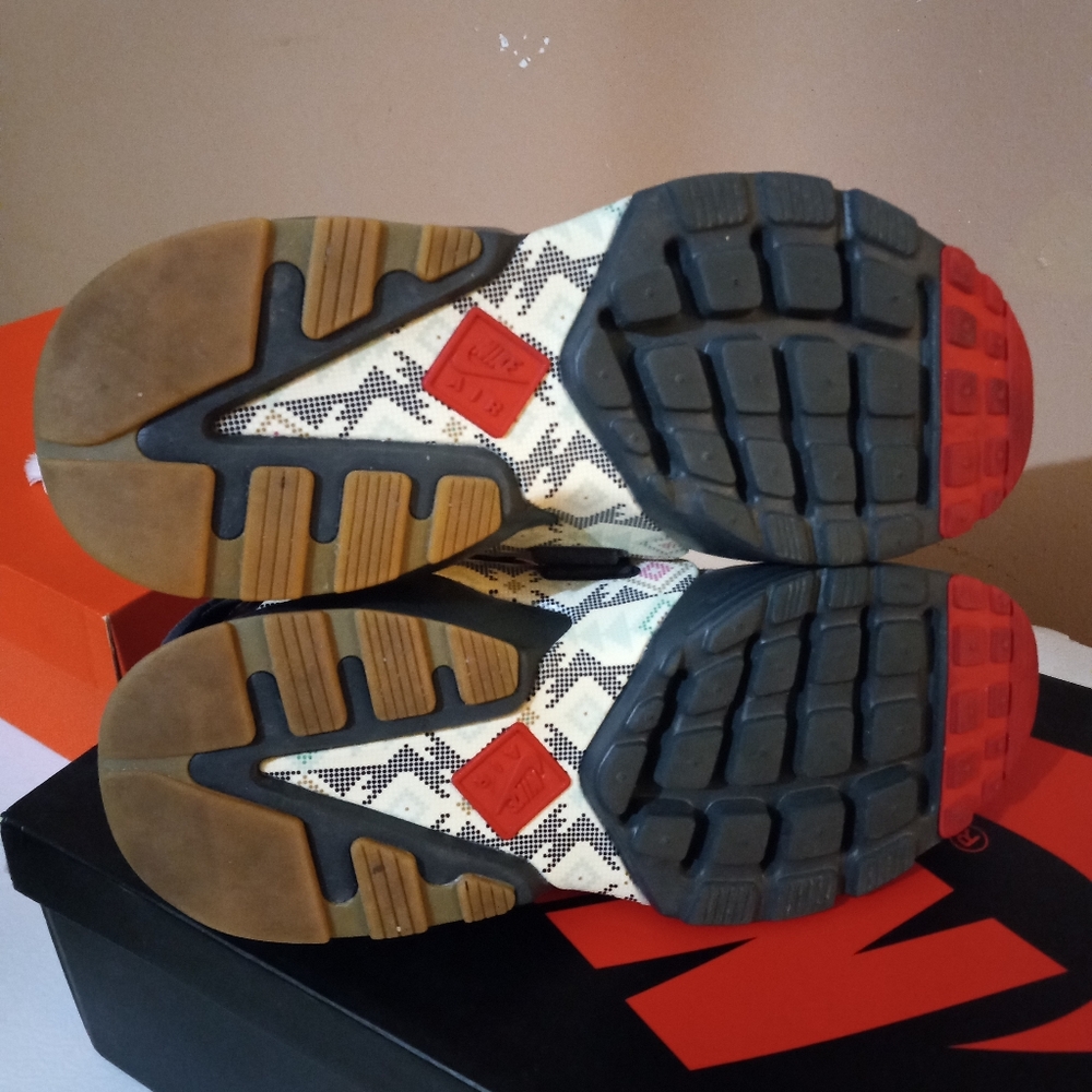 Nikes 270 6.5
